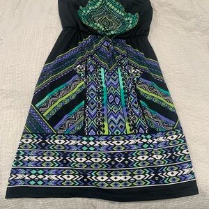 Super cute!!  BONGO Strapless Dress with Black and Green Geometric Design